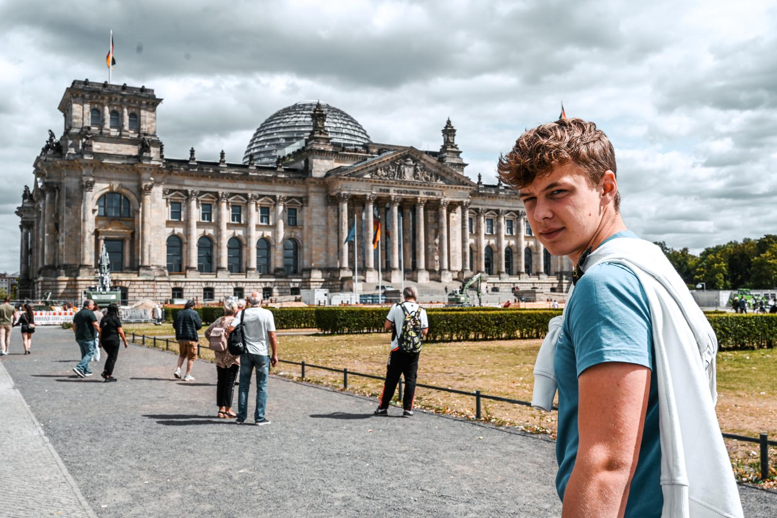 Ruben in Berlijn bij de Reichstag